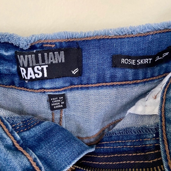 William Rast Distressed Mini - Picture 4 of 4